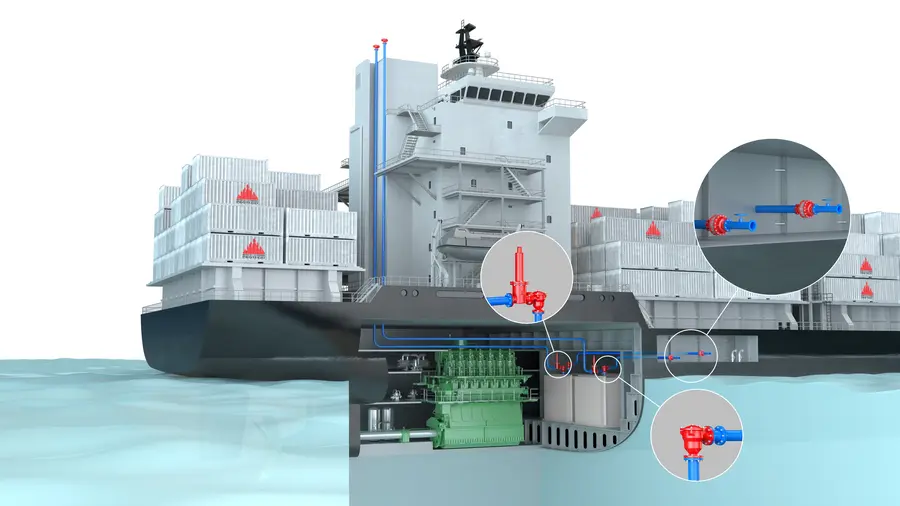 Methanol-fuelled ship with PROTEGO® safety devices installed for protection and efficient operation.